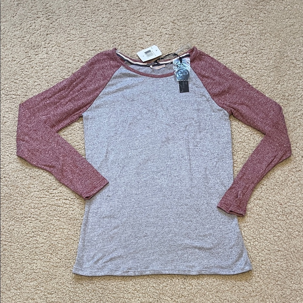 New Women's Long Sleeve Raglan Tee - Heather Gray and Maroon